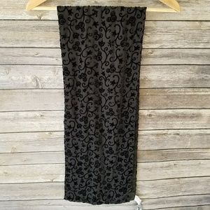 🍃Disney Black Mickey Mouse Scarf